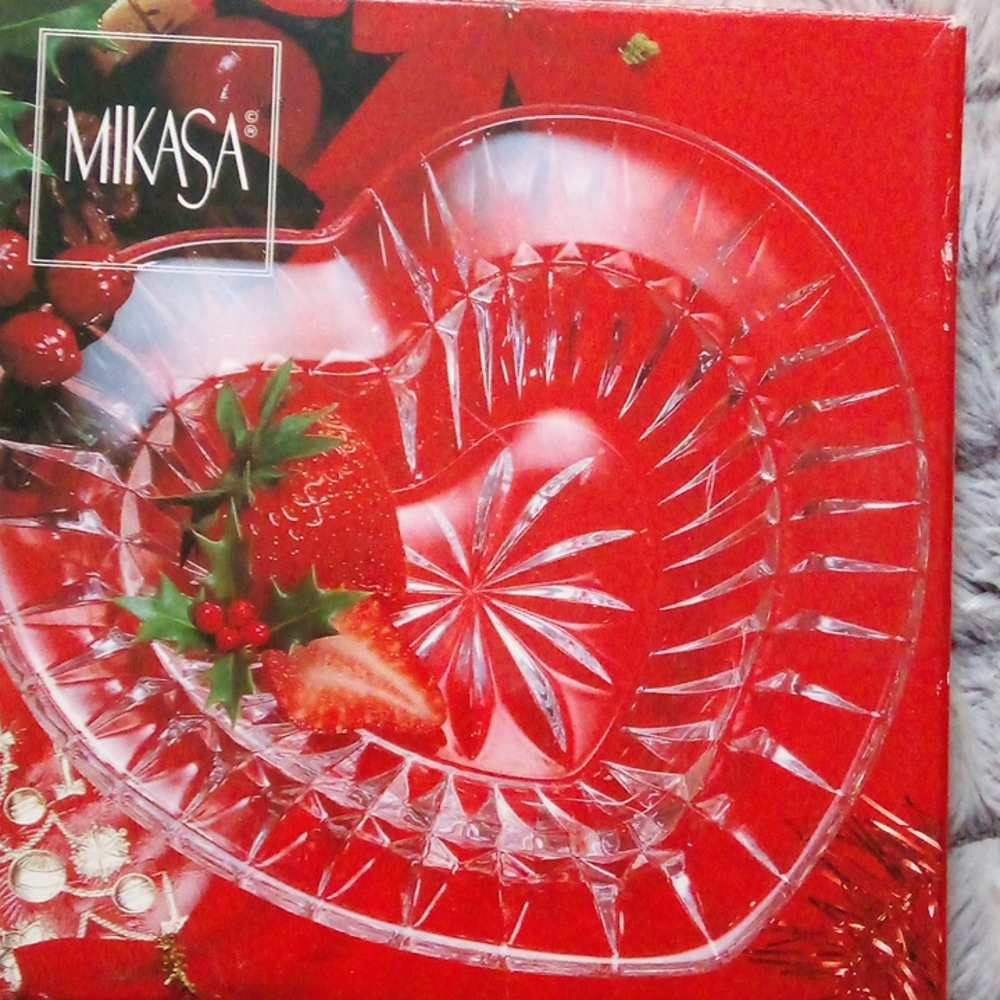 Mikasa heart shape dish